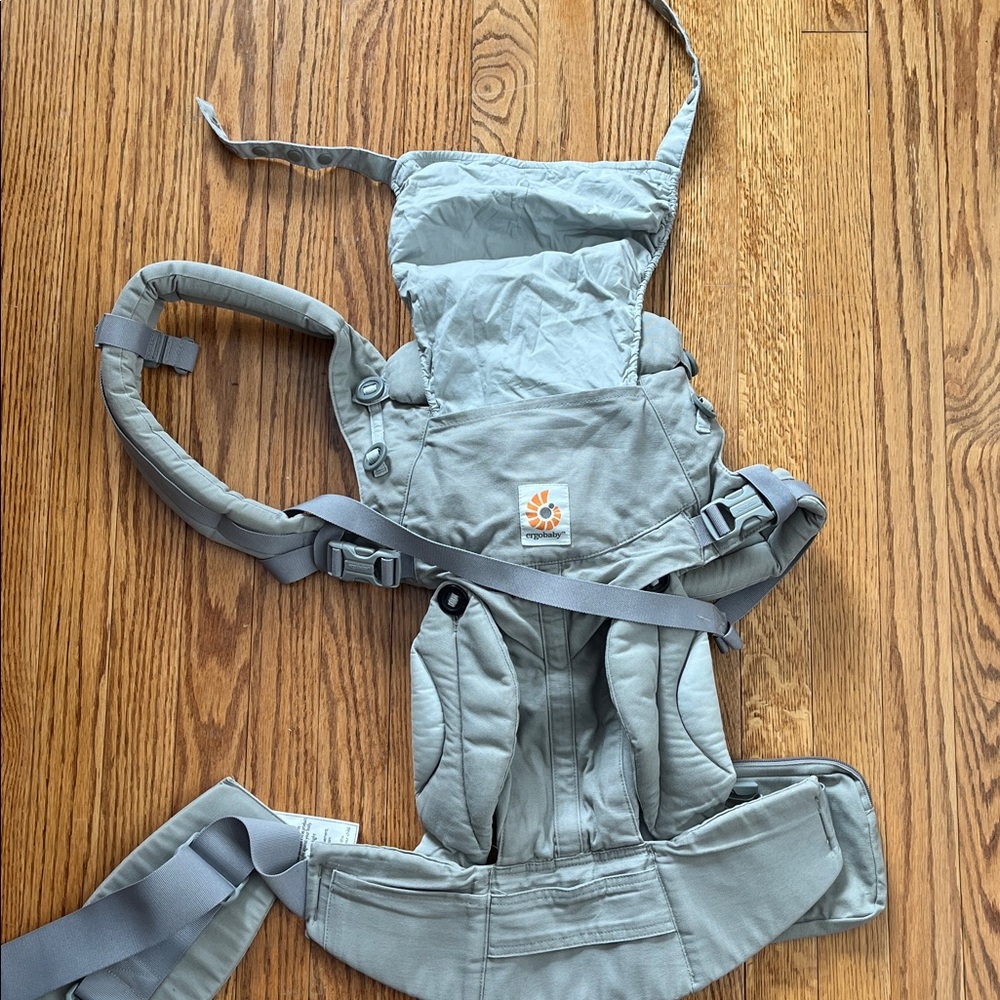 Ergobaby Omni 360 Pearl Gray Like New